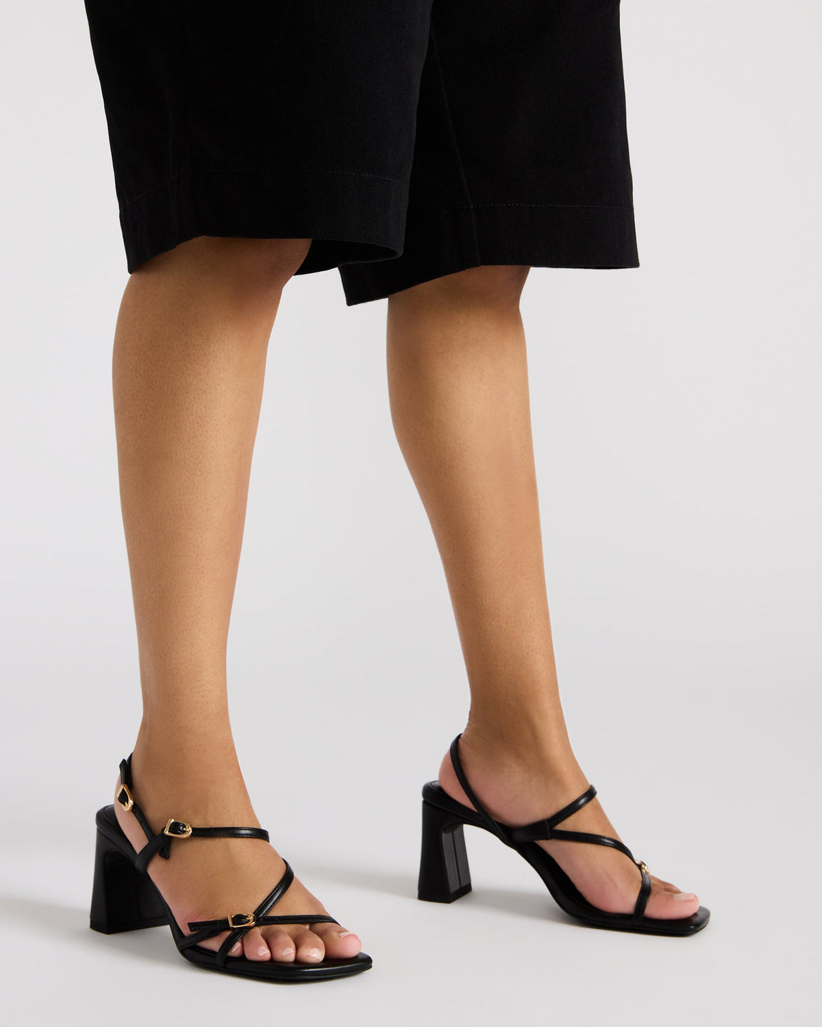 VANTAGE Caramel Women's Square-Toe Strappy Slingback Heel