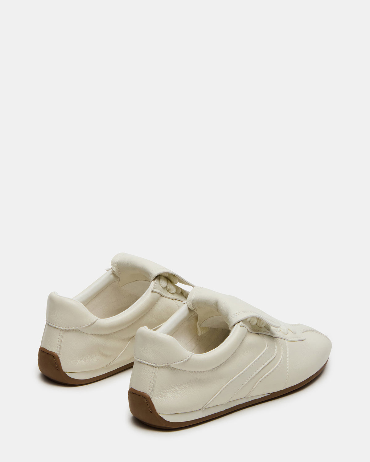 MOBILITY White Leather Women's Low-Top Lace-Up Sneaker