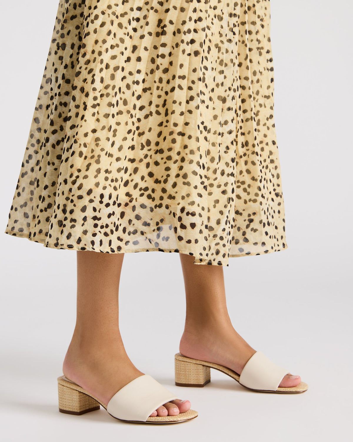 HAILEE Chestnut Suede Women's Square-Toe Raffia Block Heel Mule Sandal
