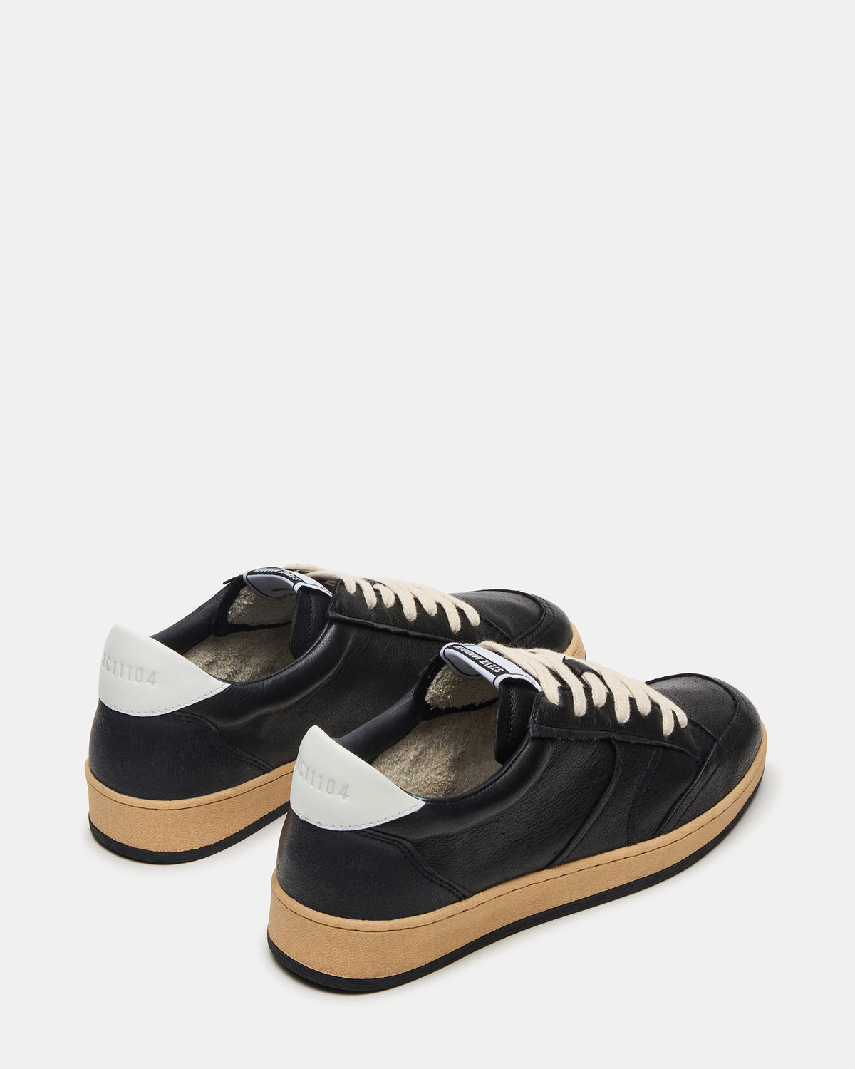 PRISMO Black Leather Low-Top Lace-Up Men's Sneaker