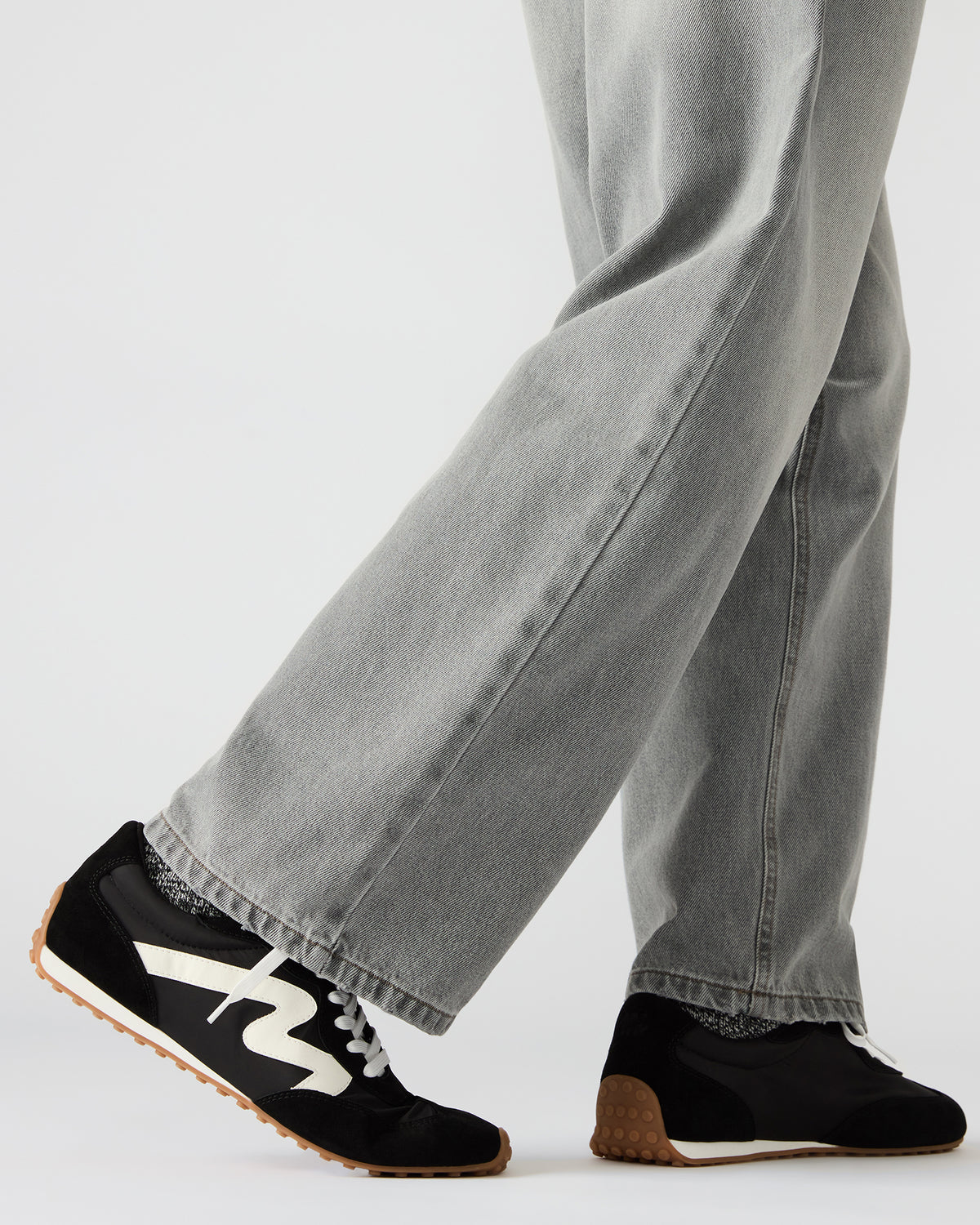 CYRUS Grey Multi Low-Top Lace-Up Men's Sneaker