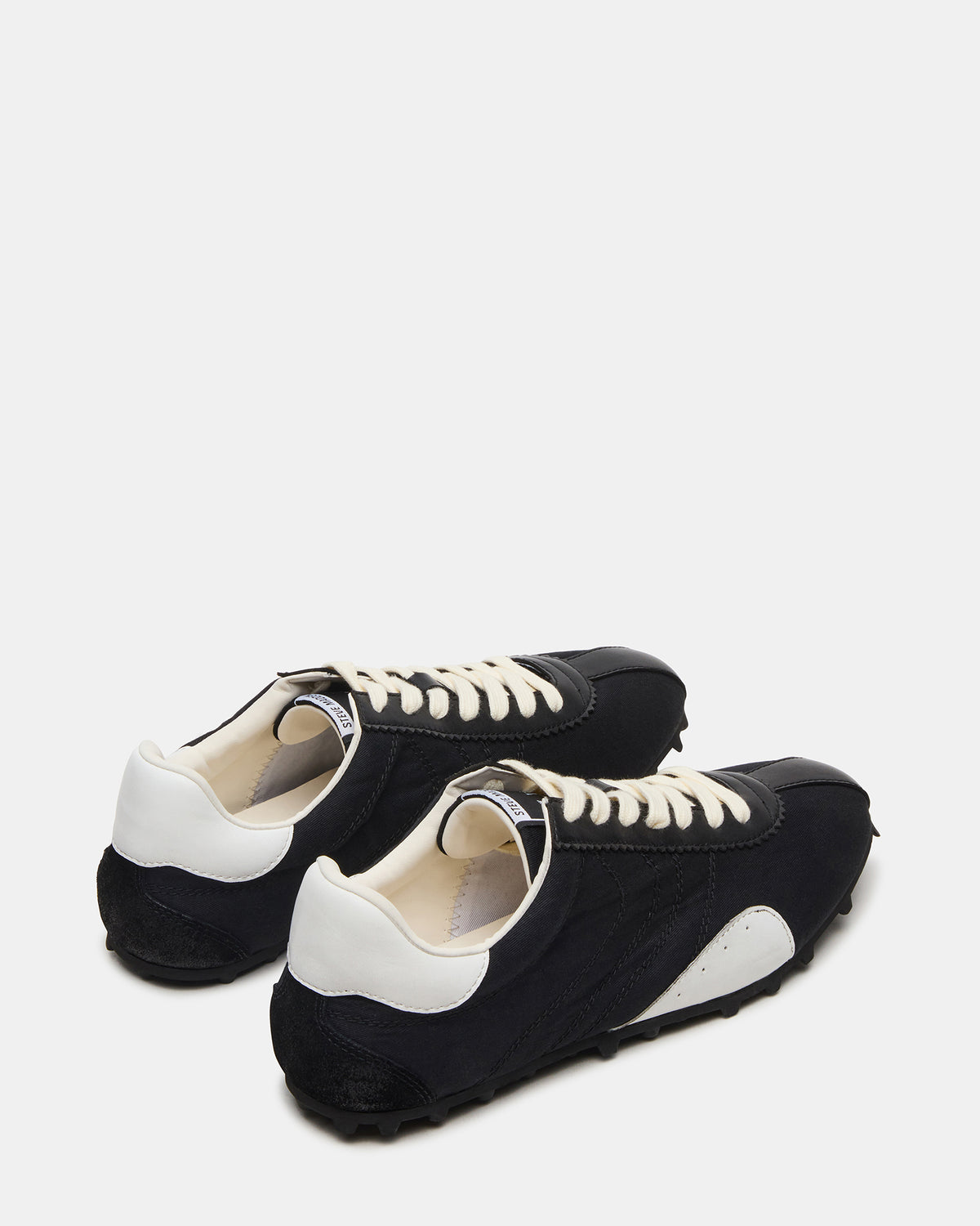 PUZZLE Black Low-Top Lace-Up Men's Sneaker