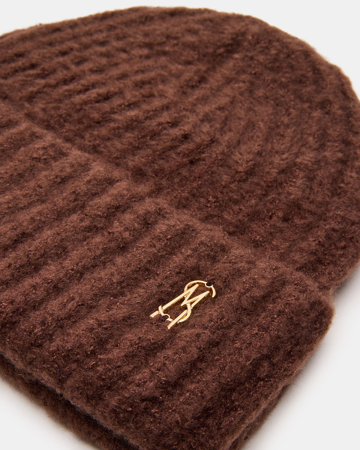 LOGO BEANIE Dark Brown Fuzzy RIbbed Knit Women's Beanie Steve Madden DARK BROWN
