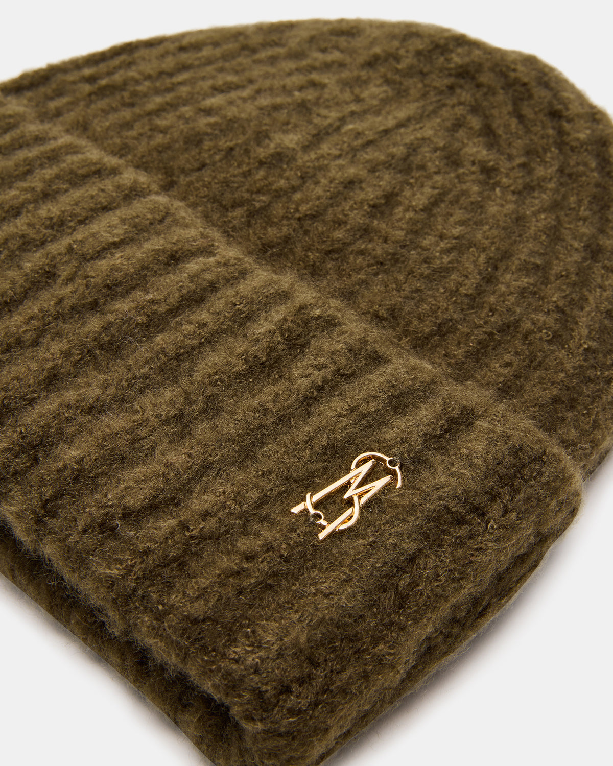 LOGO BEANIE Grape Leaf Fuzzy RIbbed Knit Women's Beanie