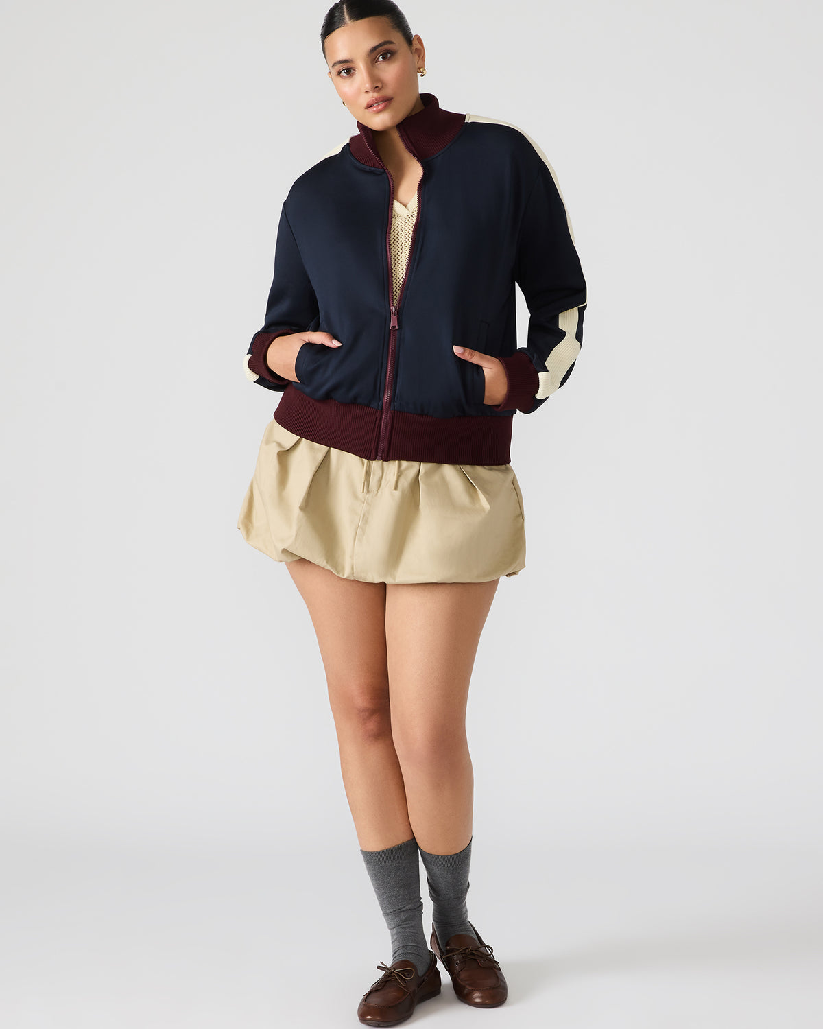DAISY Midnight Long-Sleeved Zip-Up Athletic Women's Jacket
