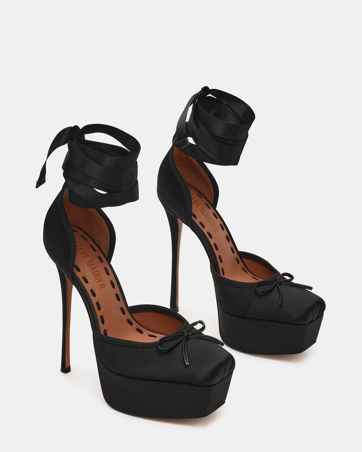 LISTEN Black Satin Stiletto Pump Lace-Up Women's Heel Steve Madden BLACK SATIN