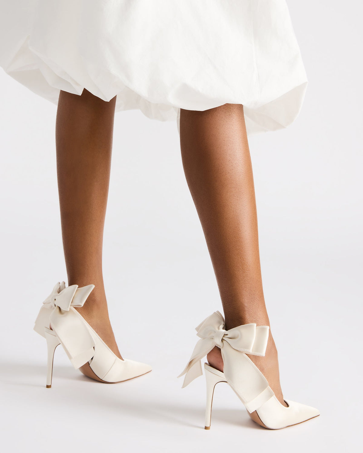 TEACUP Ivory Satin Women's Pointed-Toe Slingback Heel Steve Madden IVORY SATIN