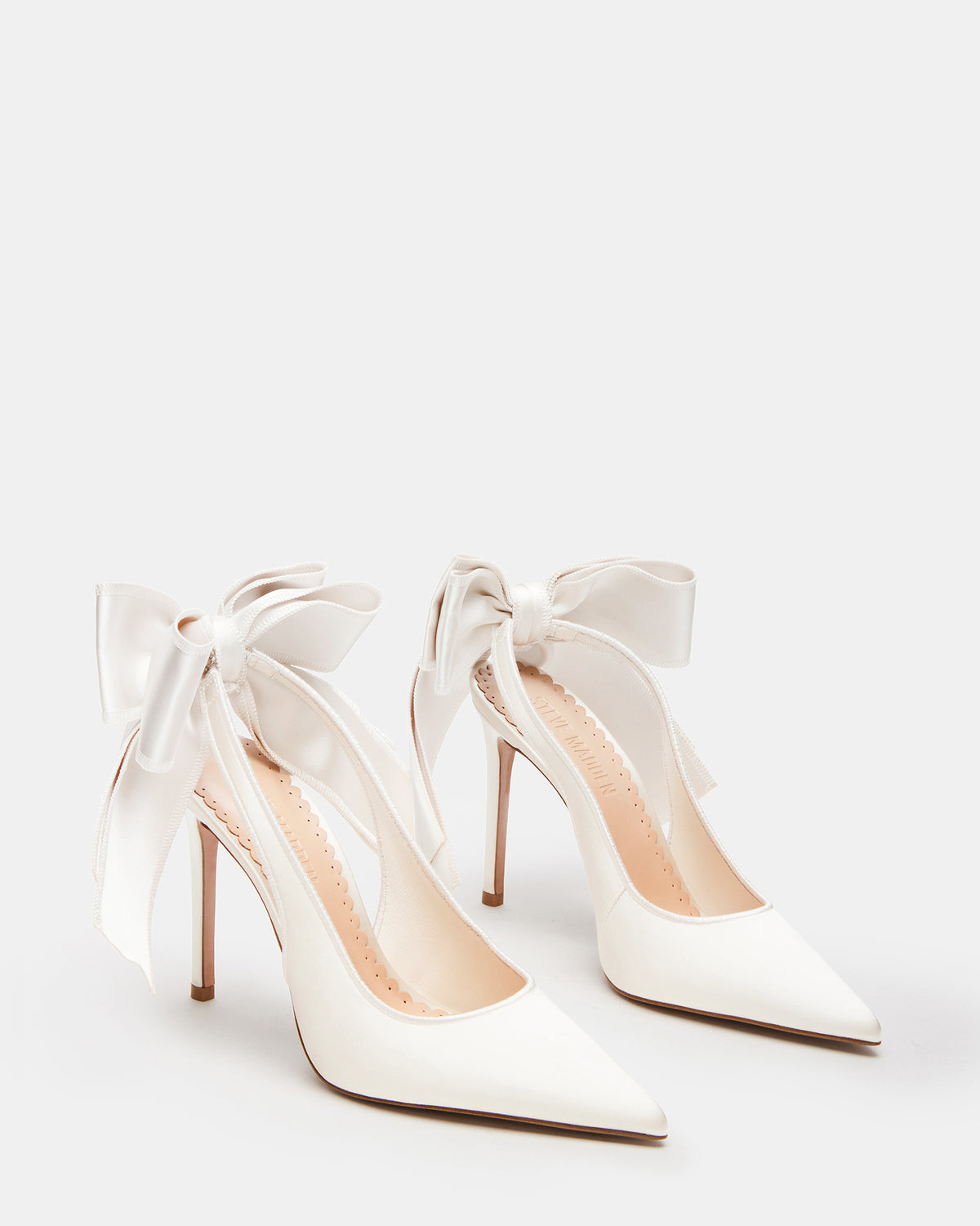 TEACUP Ivory Satin Women's Pointed-Toe Slingback Heel Steve Madden IVORY SATIN