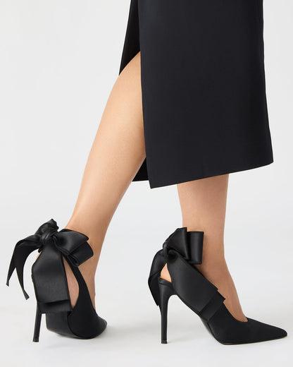 TEACUP Black Satin Women's Pointed-Toe Slingback Heel Steve Madden BLACK SATIN