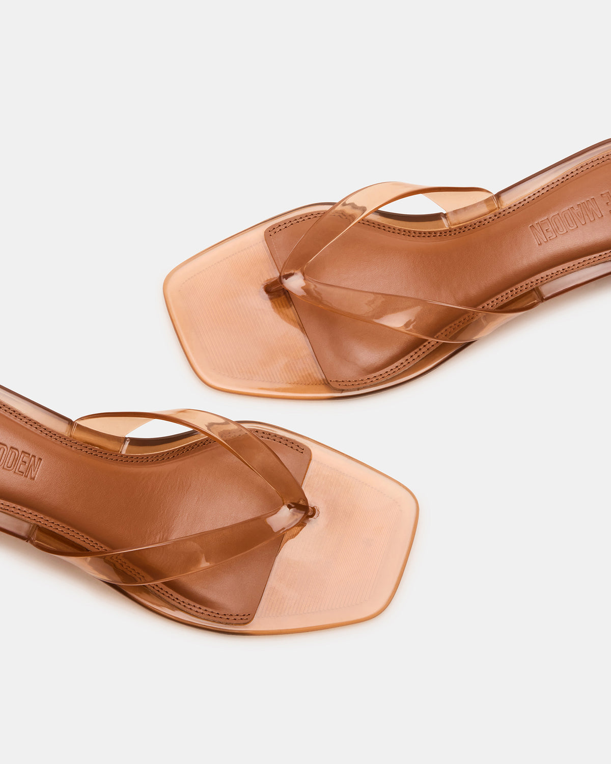 TRACIE Jelly Tan Thong Strap Women's Kitten Heel Steve Madden TAN