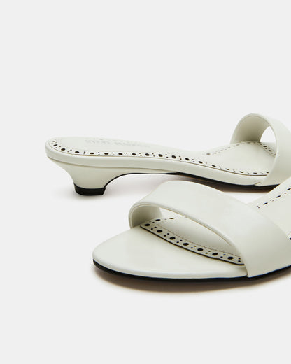 BERRY White Women's Mule Kitten Heel Steve Madden WHITE