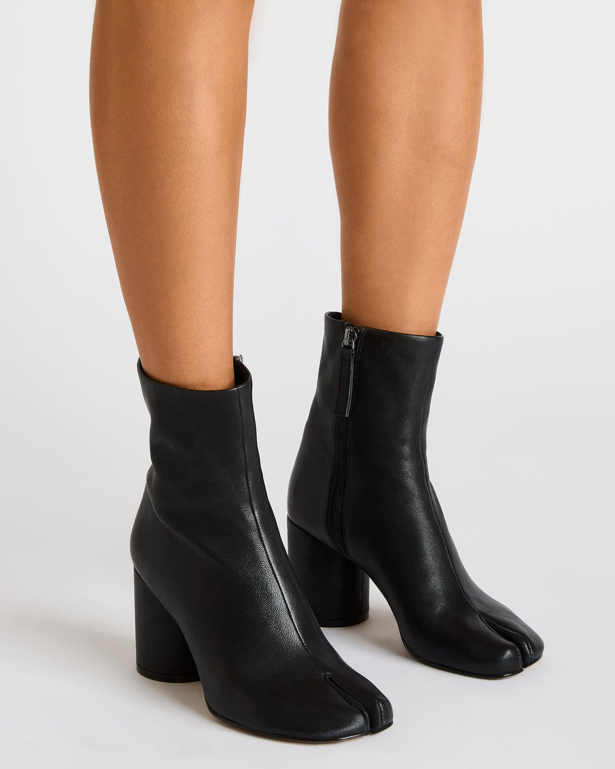 CARO Black Leather Tabi Split-Toe Block Heel Women's Ankle Boot Steve Madden BLACK LEATHER
