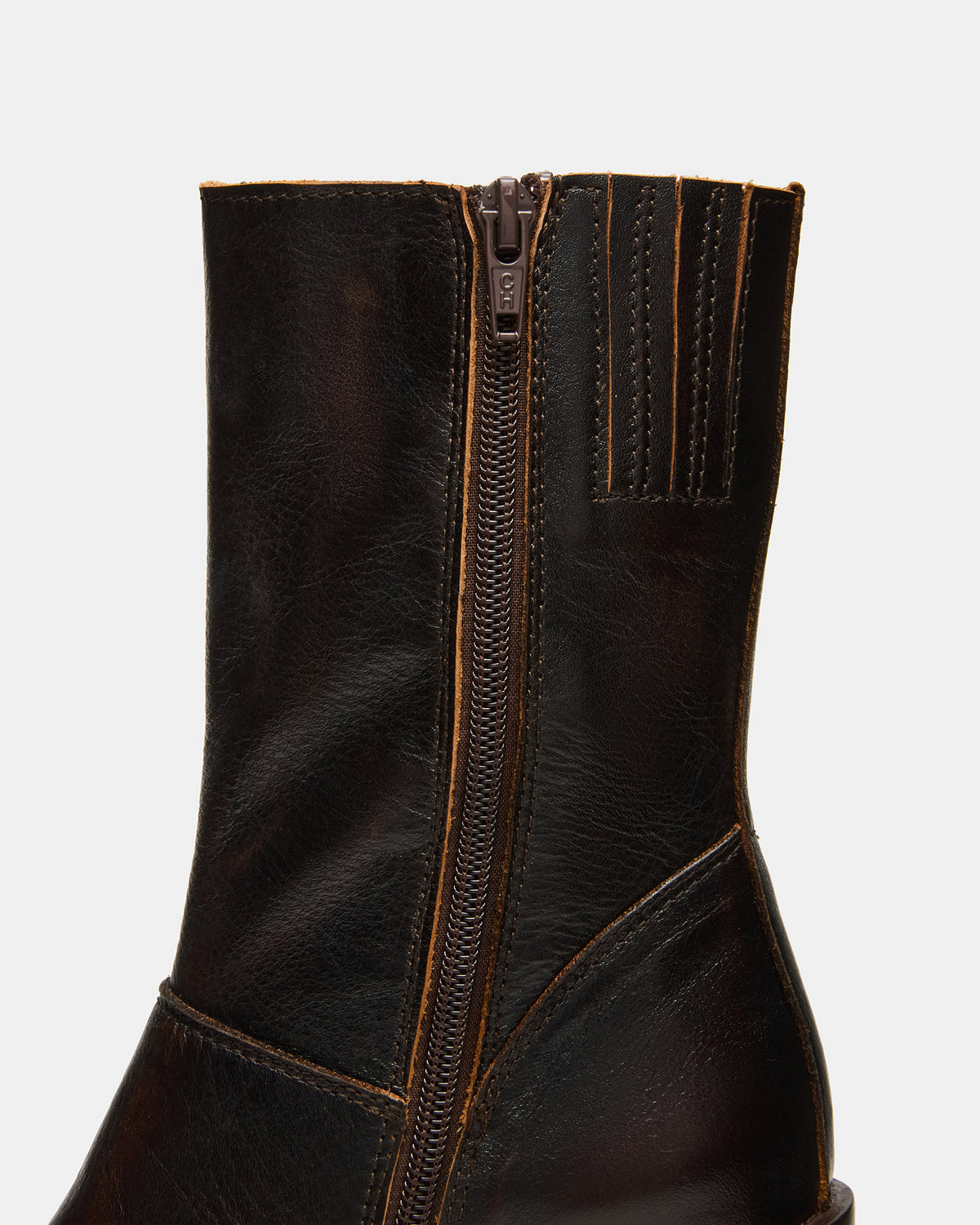 FUSION Brown Distressed Square-Toe Block Heel Women's Ankle Boot Steve Madden BROWN DISTRESSED