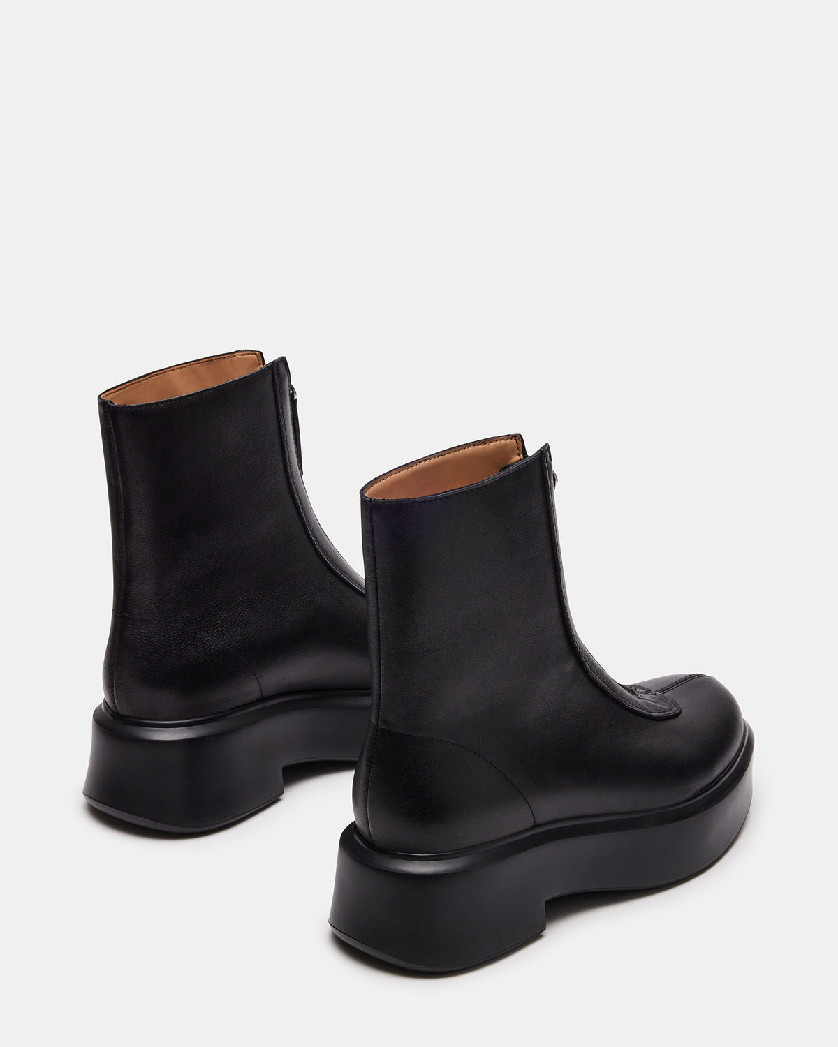 JONES Black Leather Zipper Lug Women's Ankle Boot Steve Madden BLACK LEATHER