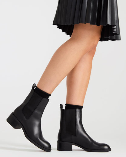 KAPLAN Black Leather Chelsea Block Heel Women's Ankle Boot Steve Madden BLACK LEATHER
