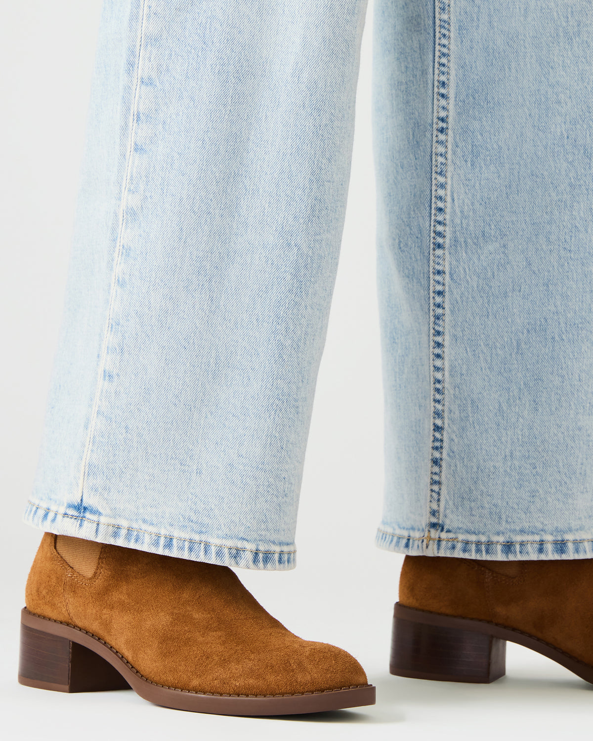 KAPLAN Camel Suede Chelsea Block Heel Women's Ankle Boot Steve Madden CAMEL SUEDE