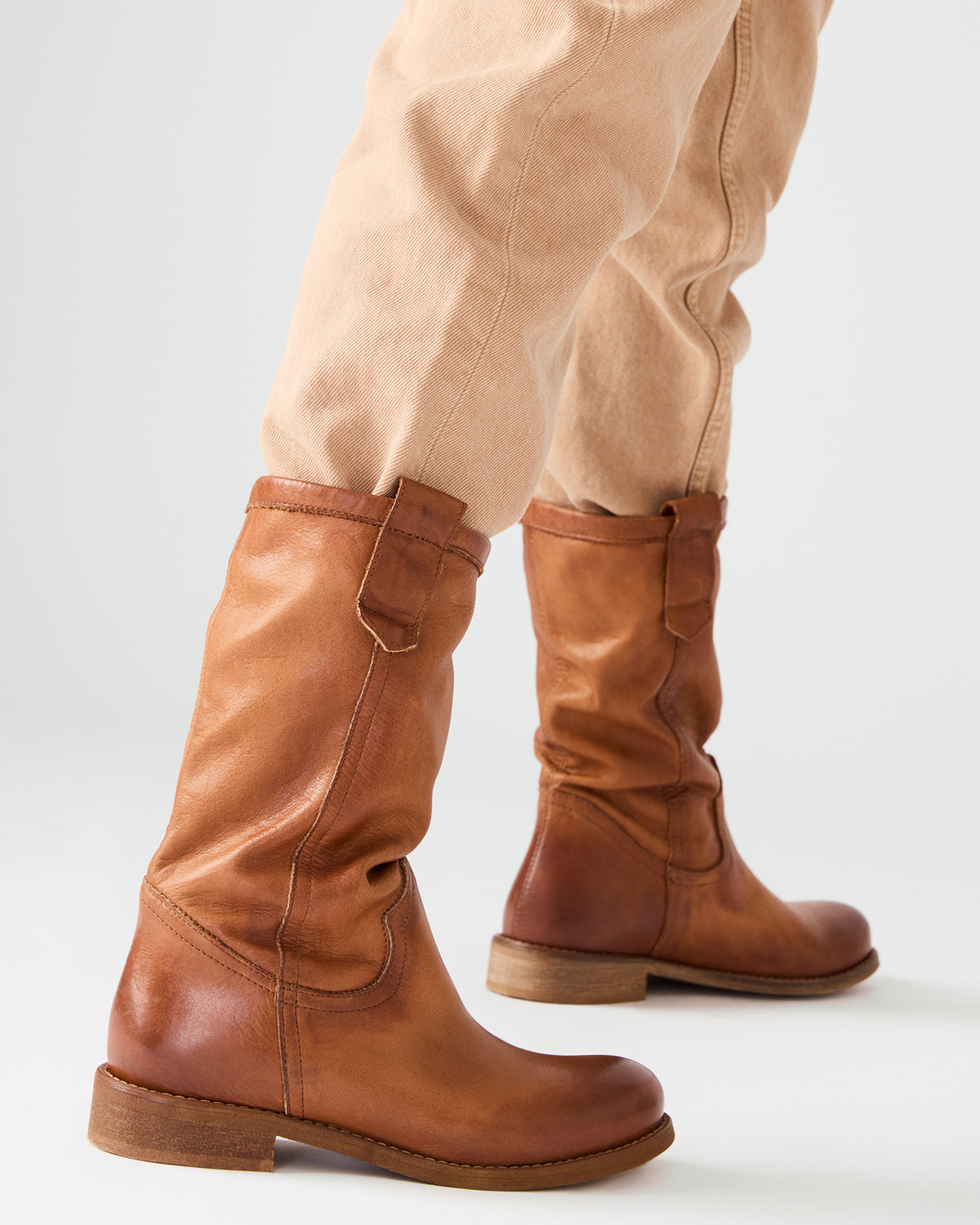 RUBEN Cognac Leather Rounded Toe Women's Boot Steve Madden COGNAC LEATHER