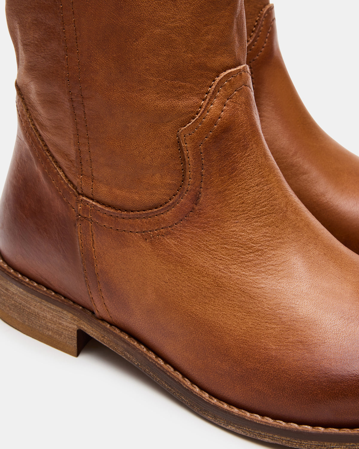 RUBEN Cognac Leather Rounded Toe Women's Boot Steve Madden COGNAC LEATHER