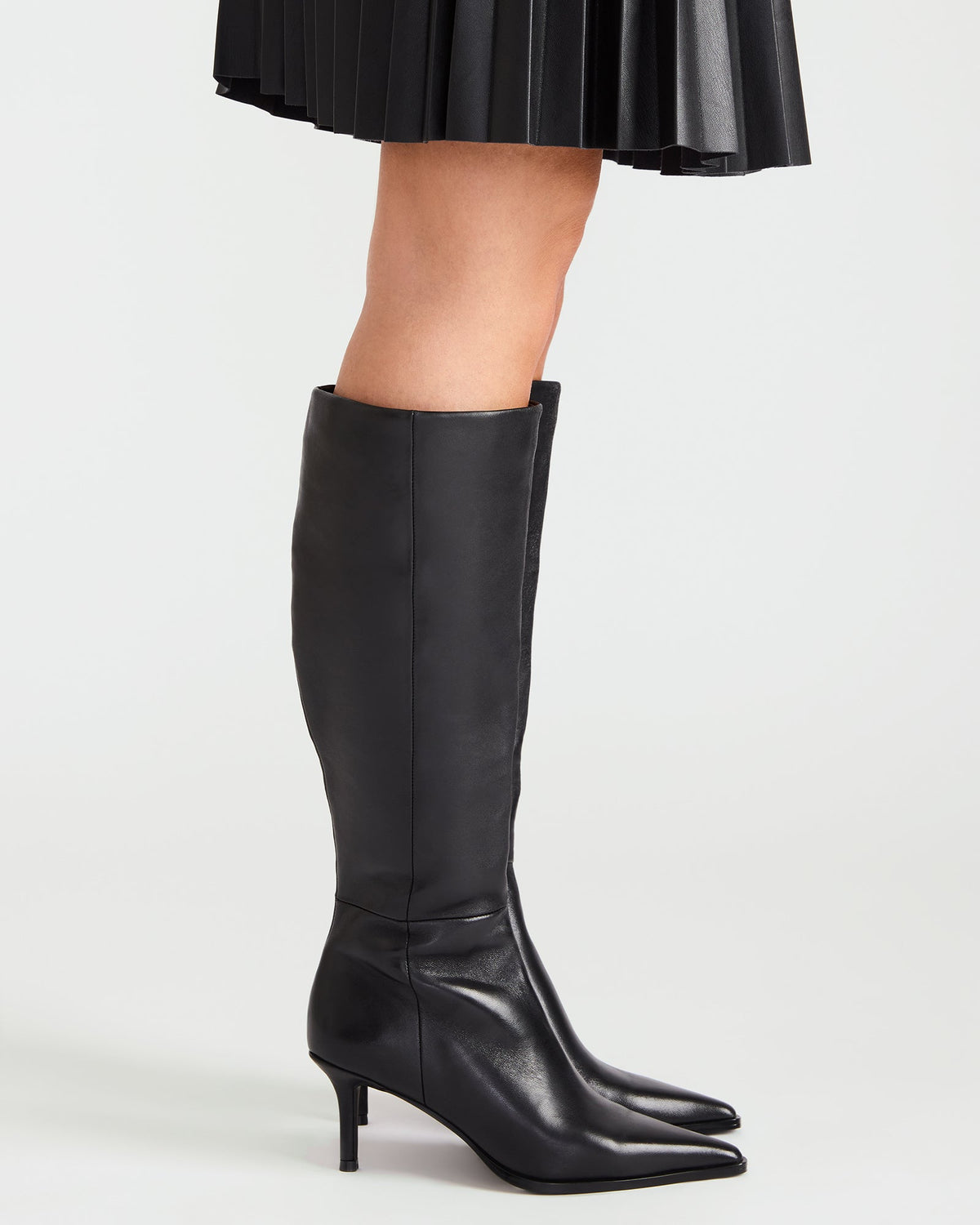 LINGO Black Leather Pointed-Toe Knee-High Women's Boot Steve Madden BLACK LEATHER