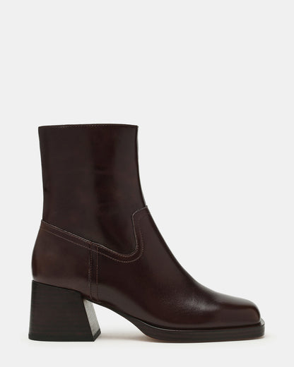 LATCHES Brown Leather Square-Toe Block Heel Women's Ankle Boot Steve Madden BROWN LEATHER