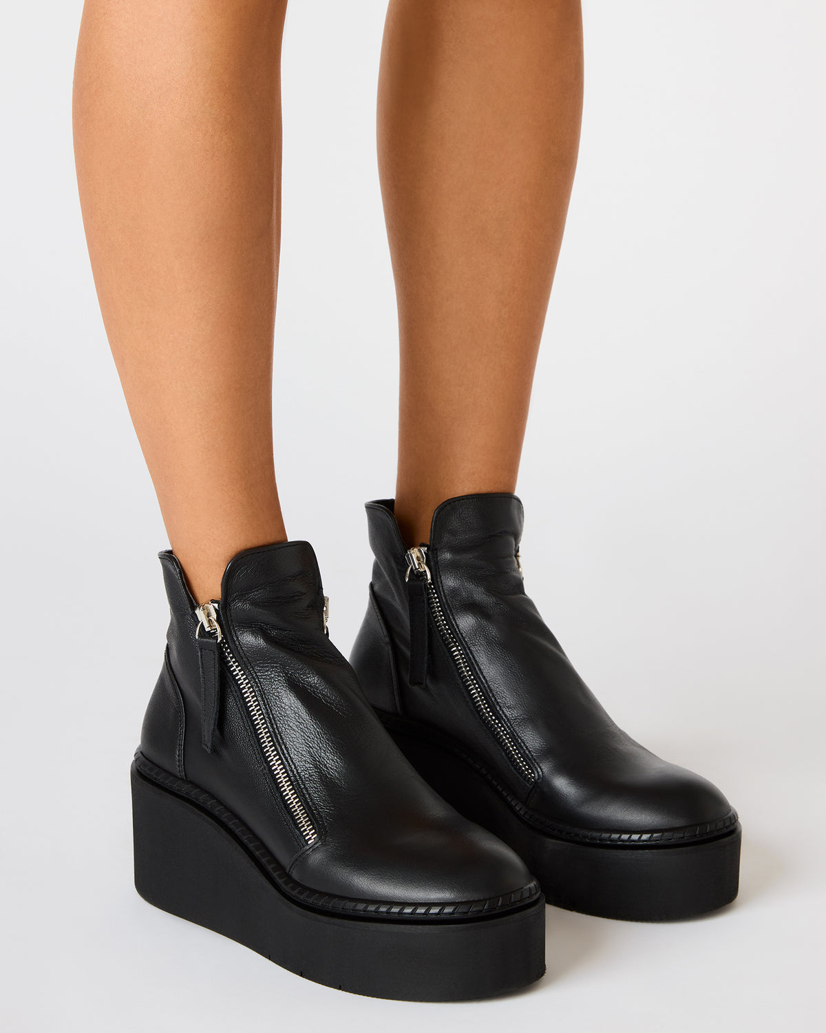 DRIFT Black Leather Platform Moto Women's Ankle Boot Steve Madden BLACK LEATHER
