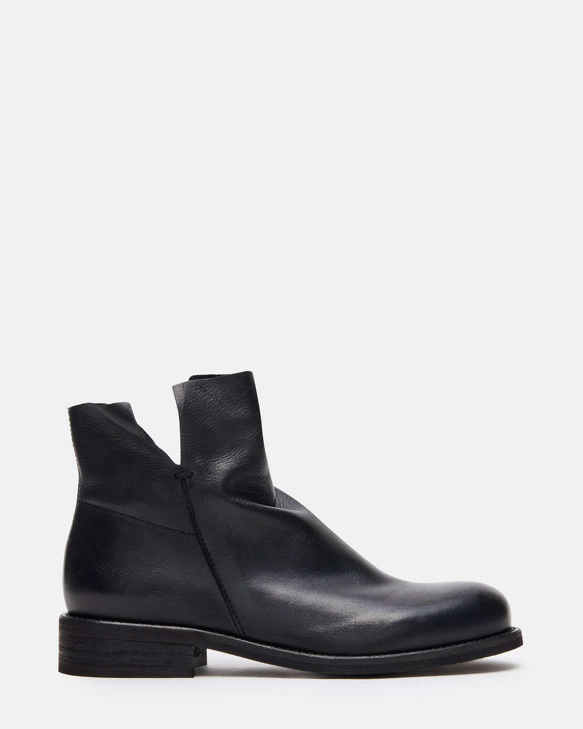 HUGHIE Black Leather Women's Ankle Boot Steve Madden BLACK LEATHER