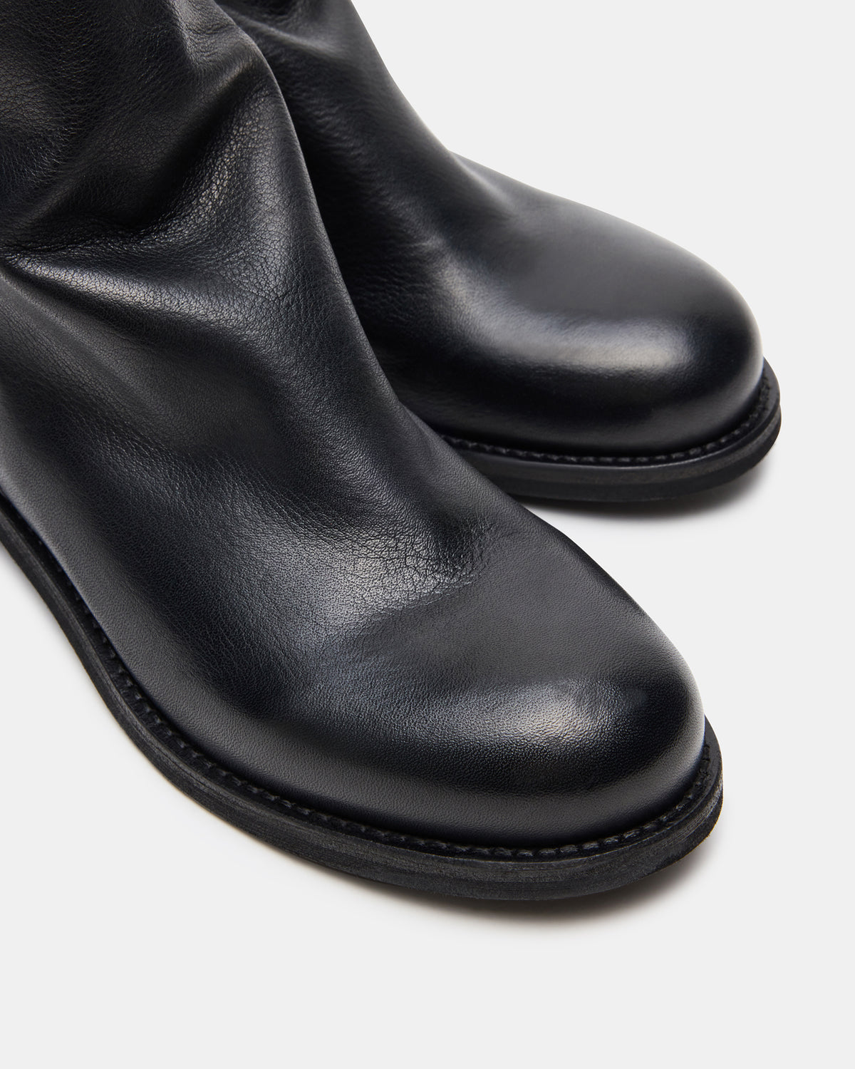 HUGHIE Black Leather Women's Ankle Boot Steve Madden BLACK LEATHER