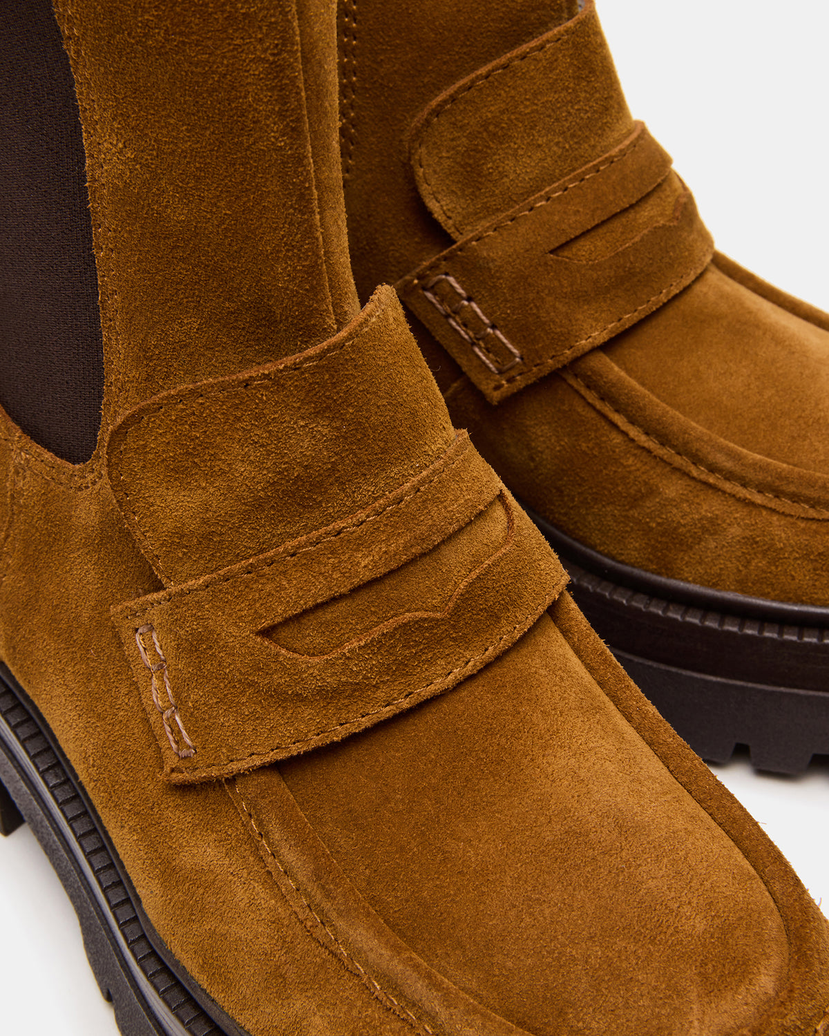 CONWAY Coganc Suede Platform Lug Chelsea Women's Ankle Boot Steve Madden COGNAC SUEDE