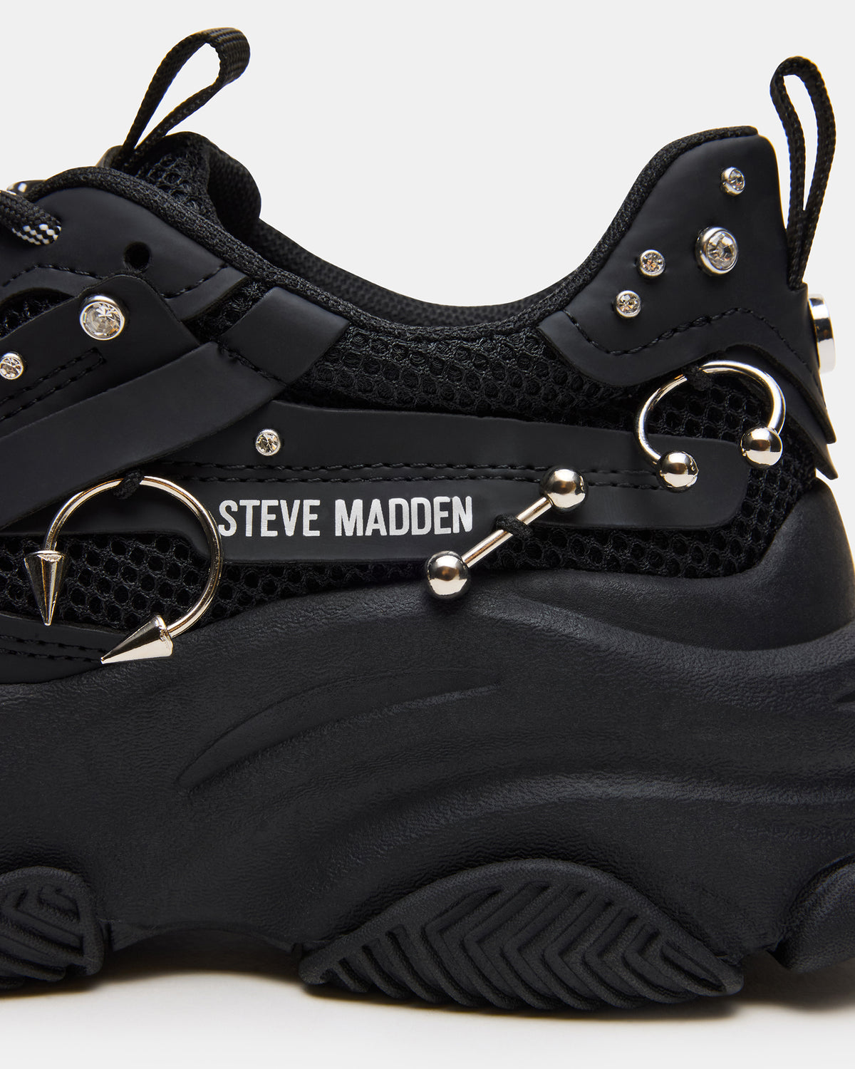 POSSESSION Piercing Black Platform Lace-Up Women's Sneaker Steve Madden BLACK