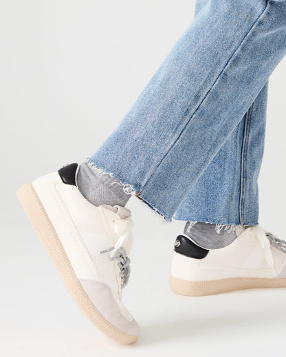 SPORTY White Low-Top Lace-Up Women's Sneaker Steve Madden WHITE