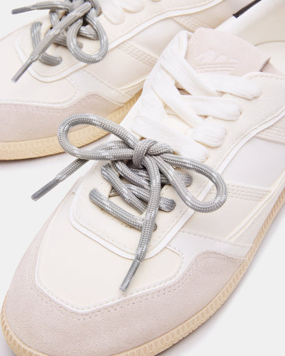 SPORTY White Low-Top Lace-Up Women's Sneaker Steve Madden WHITE