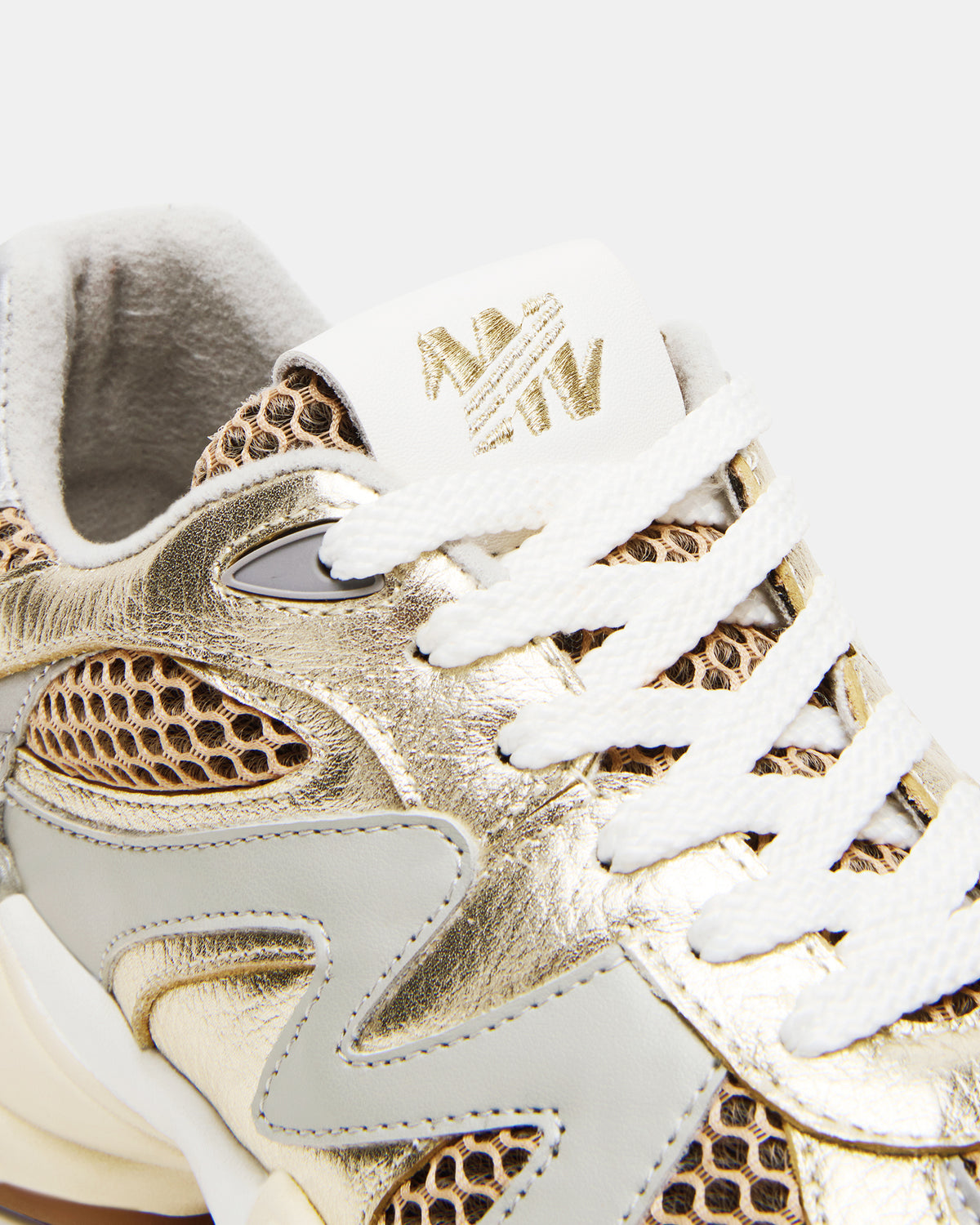 SEBI Gold Multi Low-Top Lace-Up Women's Sneaker Steve Madden GOLD MULTI