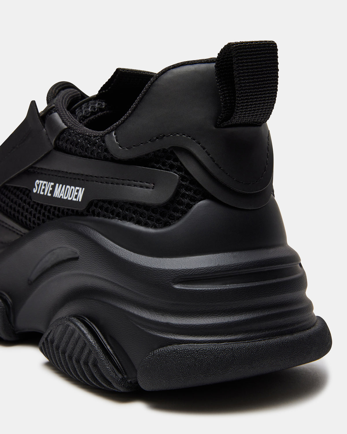 POSSESSION Black Platform Lace-Up Women's Sneaker Steve Madden BLACK