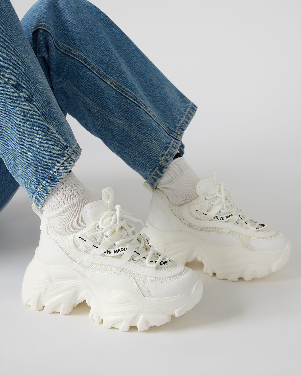 RECOUPE White Women's Chunky Platform Low-Top Sneaker Steve Madden WHITE