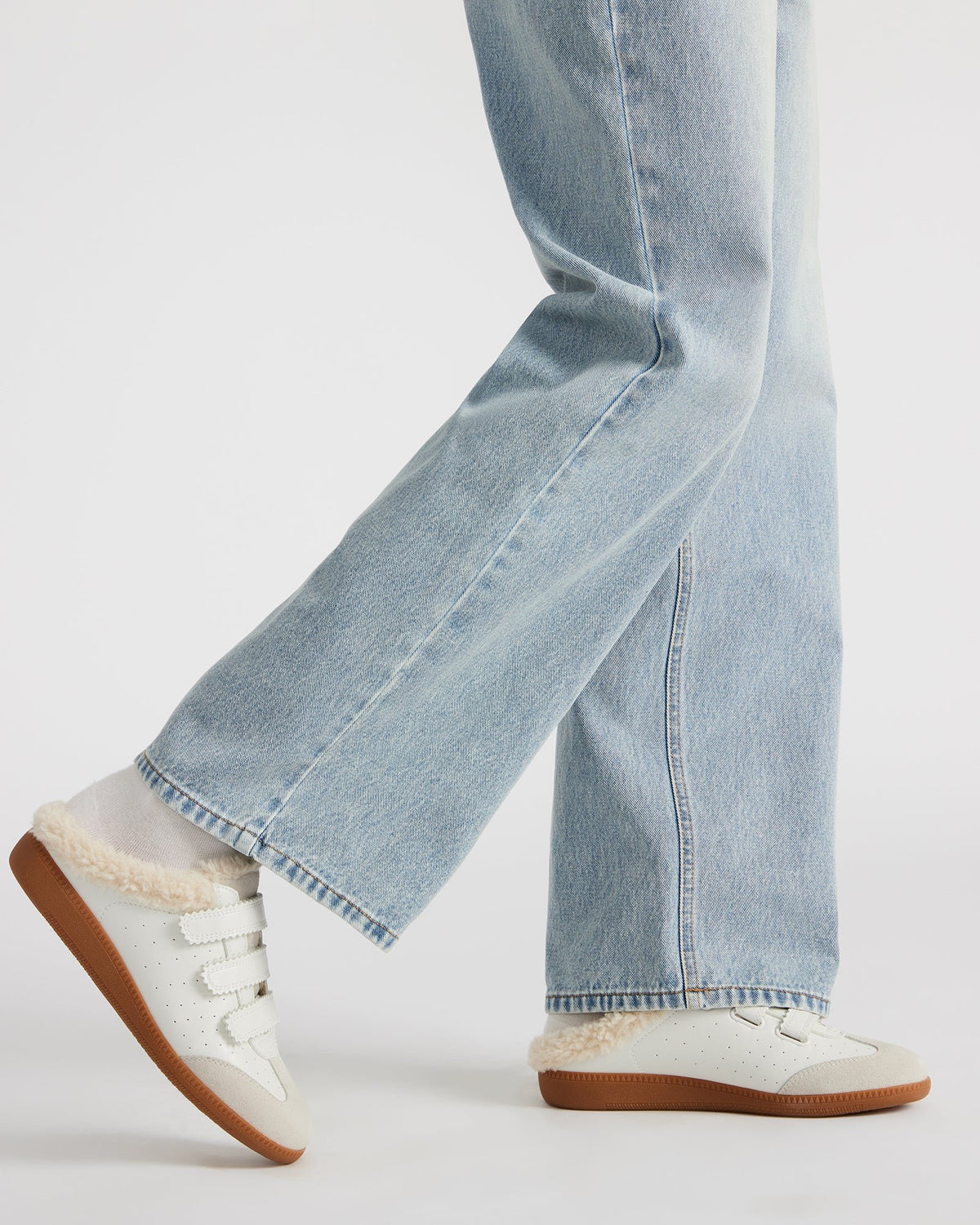 MEMENTO Faux Fur White Multi Slip-On Women's Sneaker Steve Madden WHITE MULTI