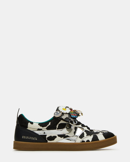 WYATT Black Cow Print Lace-Up Low-Top Pin Women's Sneaker Steve Madden BLACK WHITE