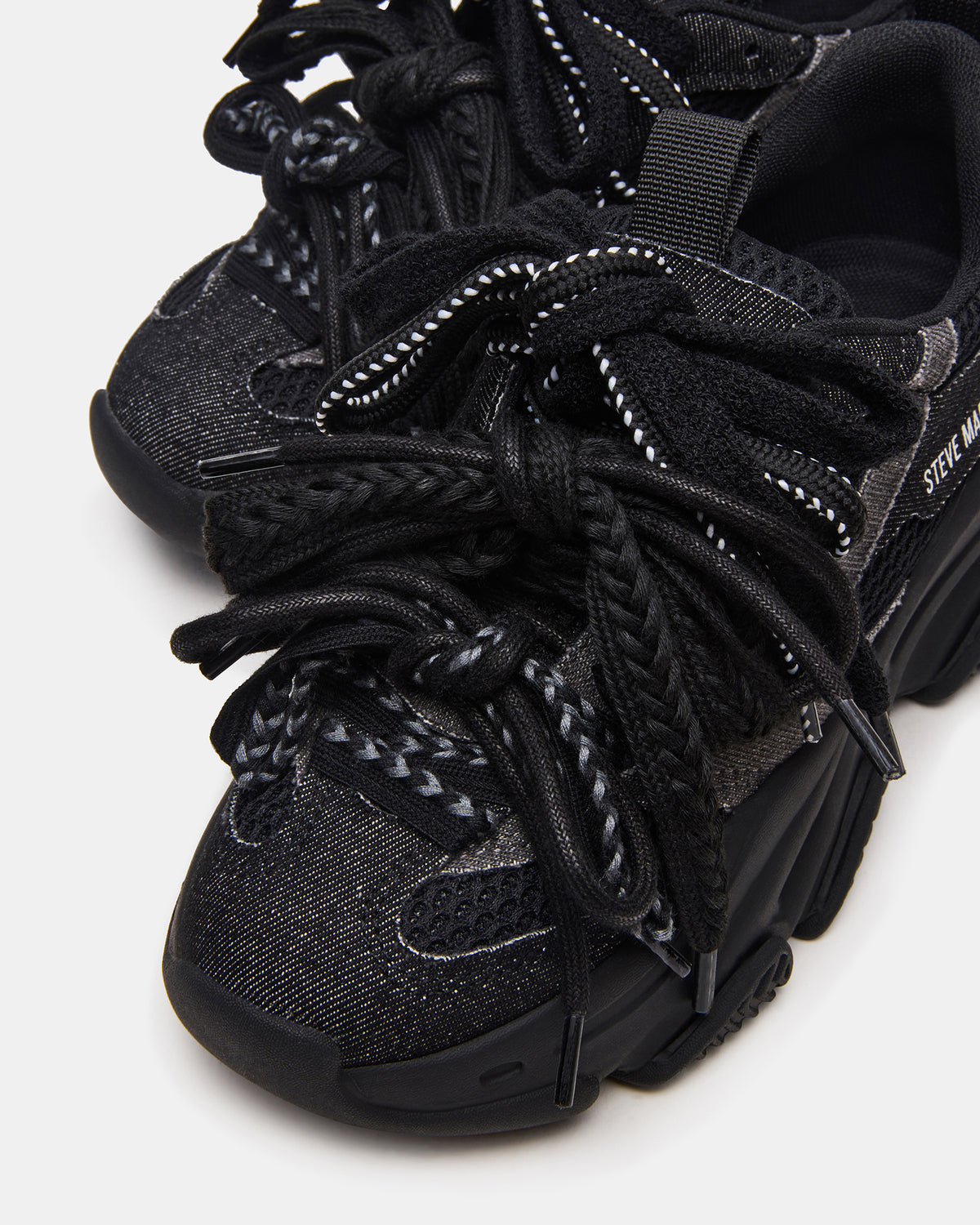 PRYCE Black Low-Top Lace-Up Chunky Platform Women's Sneaker Steve Madden BLACK