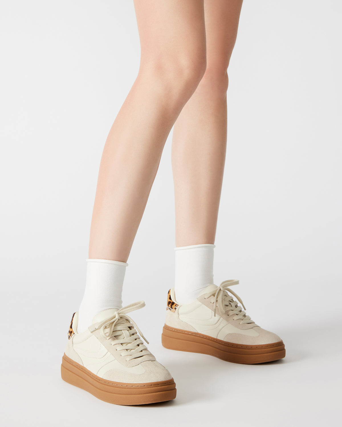 DODGE Bone Multi Low-Top Platform Women's Sneaker Steve Madden BONE MULTI