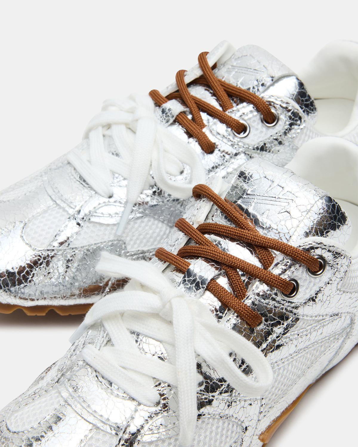 AZIEL Silver Low-Top Lace-Up Women's Sneakers Steve Madden SILVER