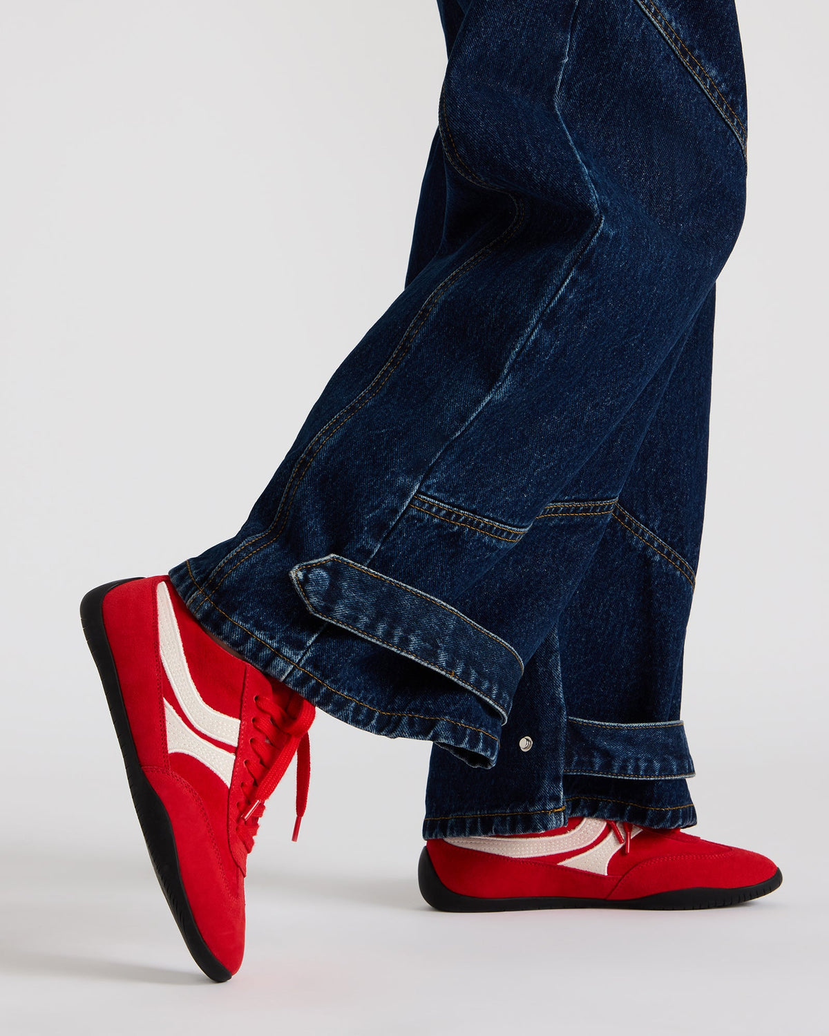 DOBSON Red Women's Low-Top Lace-Up Sneaker Steve Madden RED