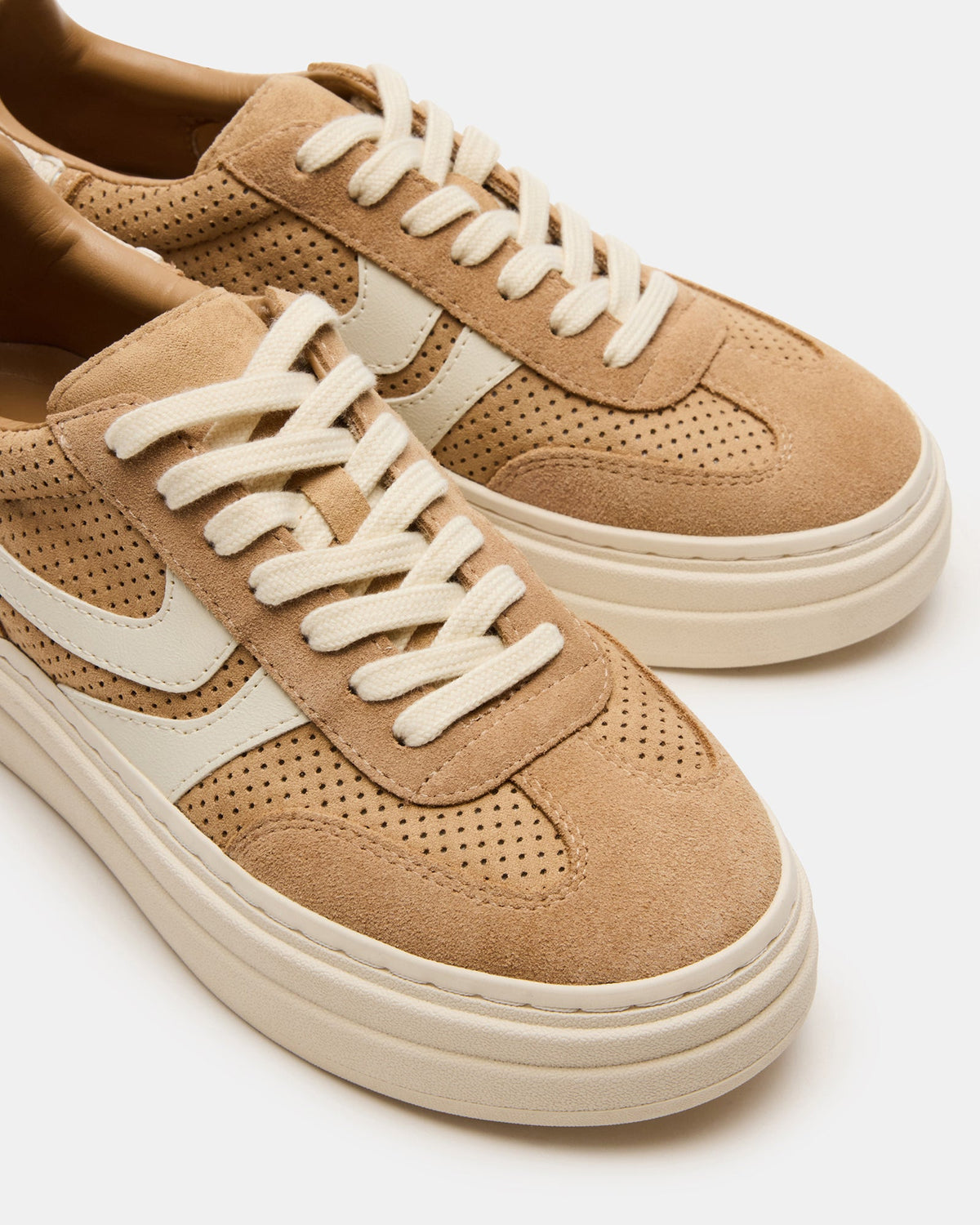 DODGE Perforated Camel Multi Women's Low-Top Platform Sneaker Steve Madden CAMEL MULTI