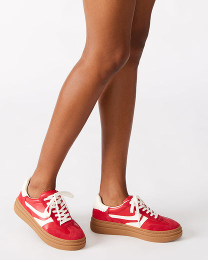 DODGE Red Multi Low-Top Platform Women's Sneaker Steve Madden RED MULTI