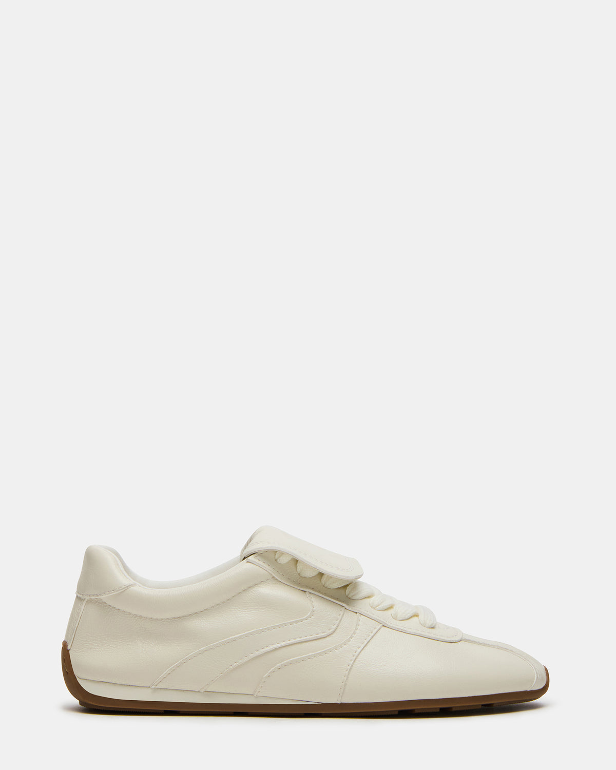 MOBILITY White Leather Women's Low-Top Lace-Up Sneaker Steve Madden WHITE LEATHER