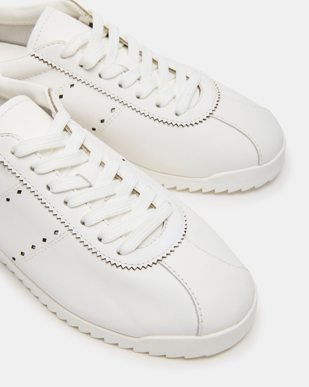 MIRAGE White Leather Women's Low-Top Sneaker Steve Madden WHITE LEATHER