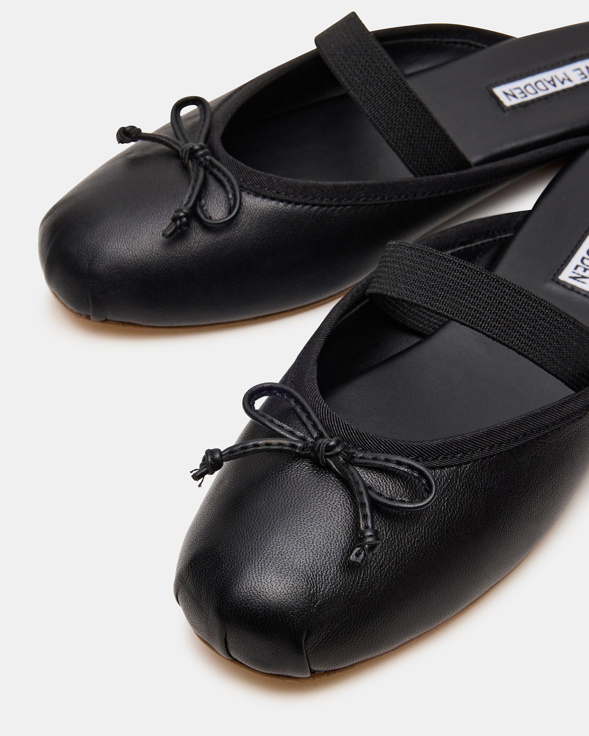 CUTESY Black Leather Slip-On Ballet Mule Women's Flat Steve Madden BLACK LEATHER