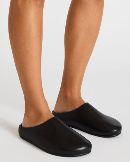 FERN Black Leather Mule Slip-On Round-Toe Women's Flat Steve Madden BLACK LEATHER