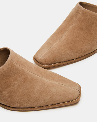 DESSA Taupe Suede Square-Toe Mule Women's Flat Steve Madden TAUPE SUEDE
