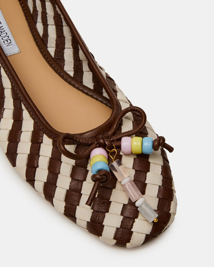 DIVY White/Brown Leather Woven Bow Ballet Round-Toe Women's Flat Steve Madden WHITE BROWN LEATHER