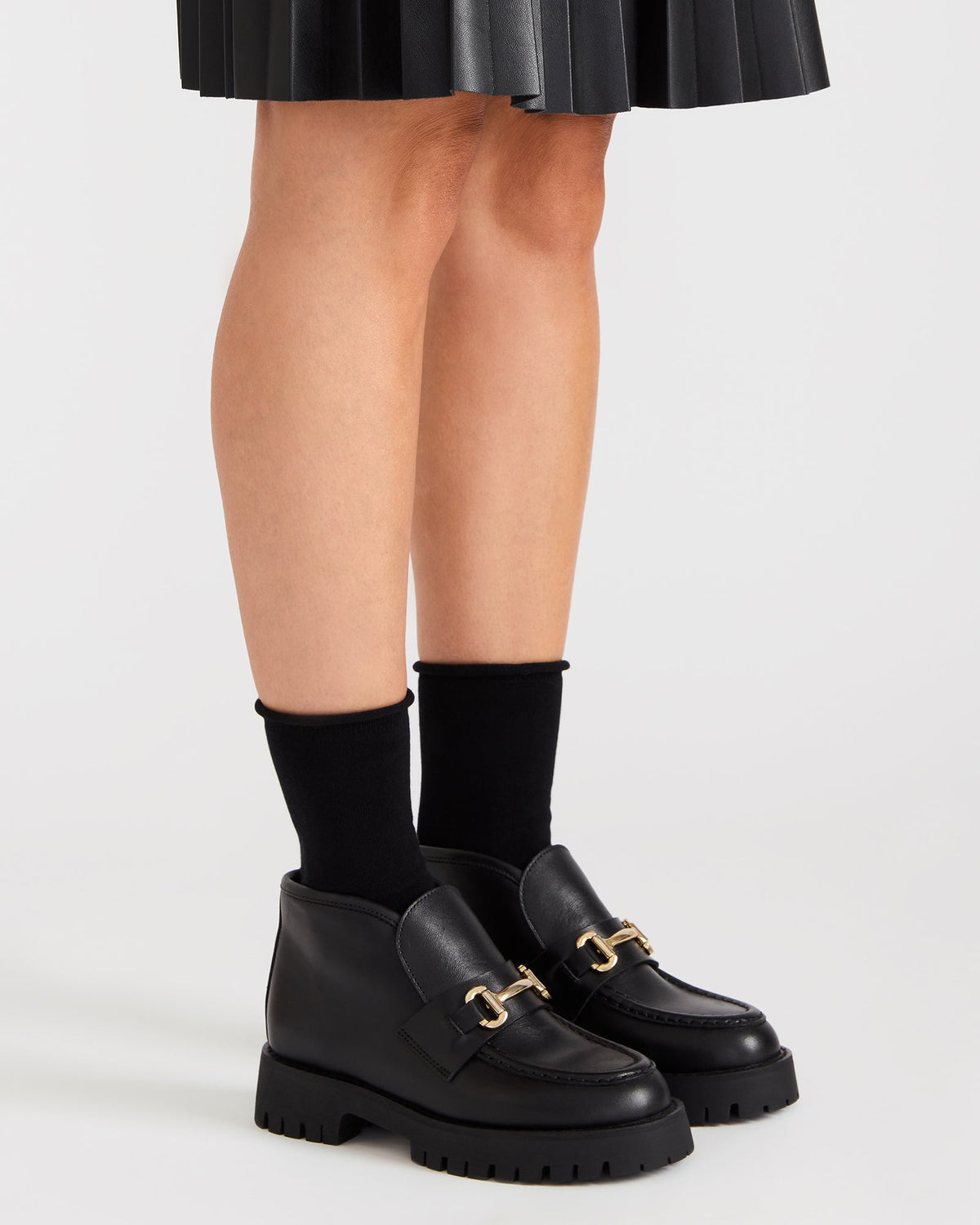 LEON Black Leather Platform Lug Sole Women's Loafer Steve Madden BLACK LEATHER