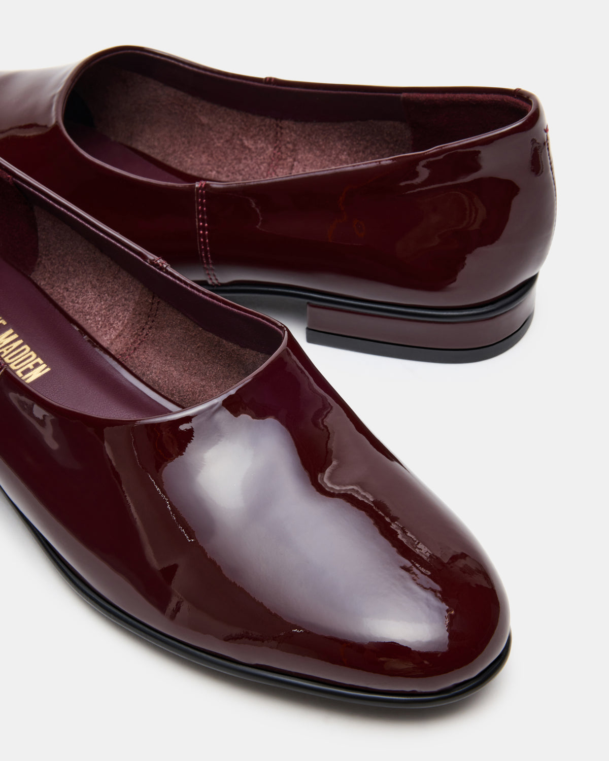 RANDALL Burgundy Patent Ballet Women's Flat Steve Madden BURGUNDY PATENT